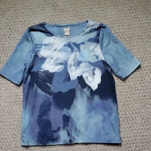 Chicos Artistic Blue and White Short Sleeve Tee. Size S